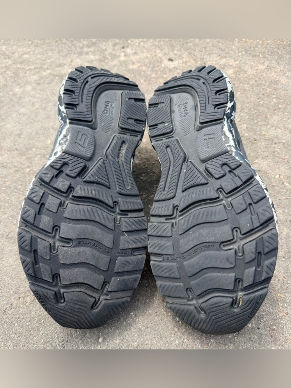 Women’s Brooks Ghost 15 - Picture 5 of 7